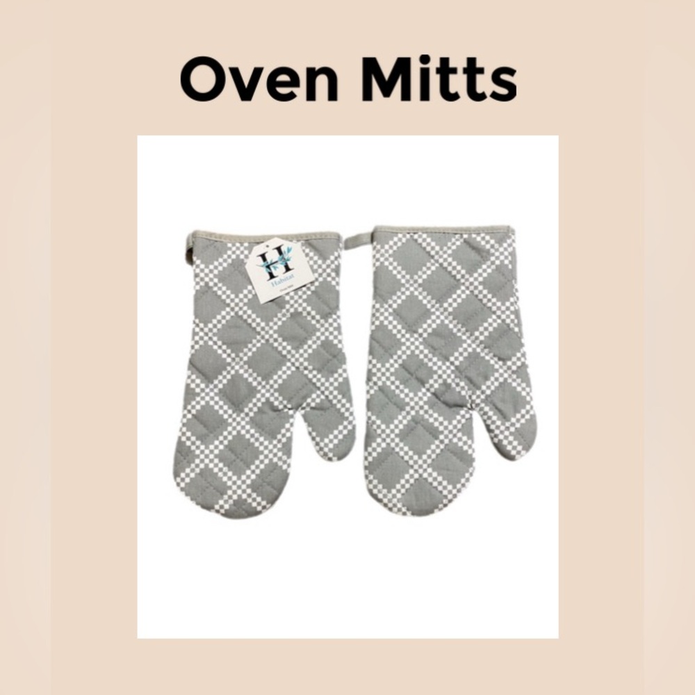 Habitat Oven Mitts 2 Piece NWT